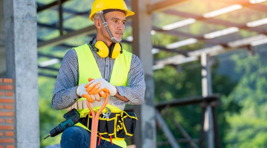 Professional gutter cleaning in Onia, AR